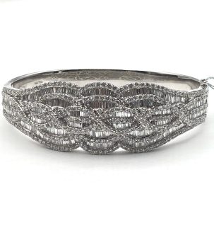 18K/750 Diamond Bangle, D15.00, 54.6g, Other appraisals 54928